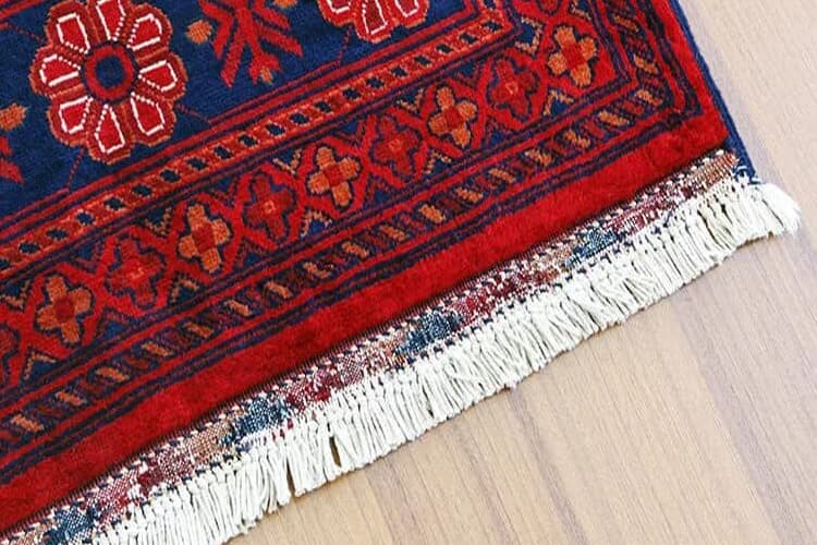 ریشه فرش دستباف